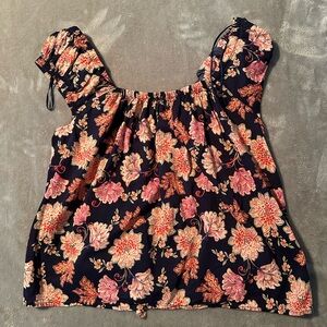Old Navy floral blouse